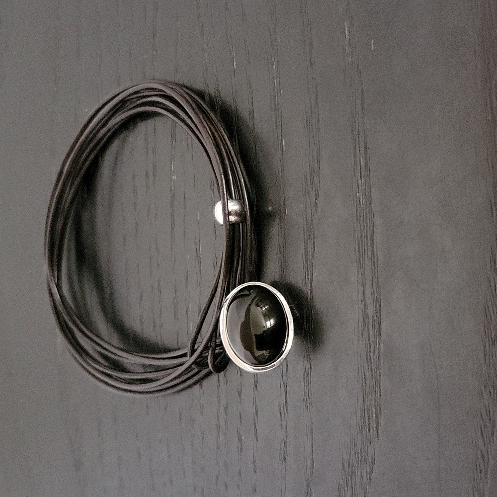 Black Obsidian Choker - Picture 4 of 6